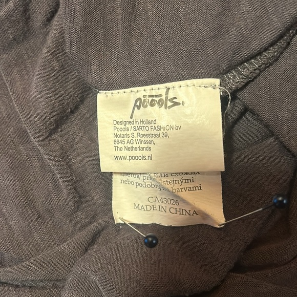 POOOLS / Holland Designed / Unique Cap Sleeve Shirt / Size: 42 (Europe) - Picture 4 of 7